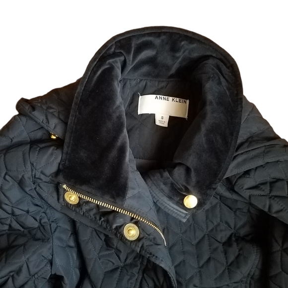 Ann Klein Women's 3/4 Quilted Coat - Picture 9 of 14